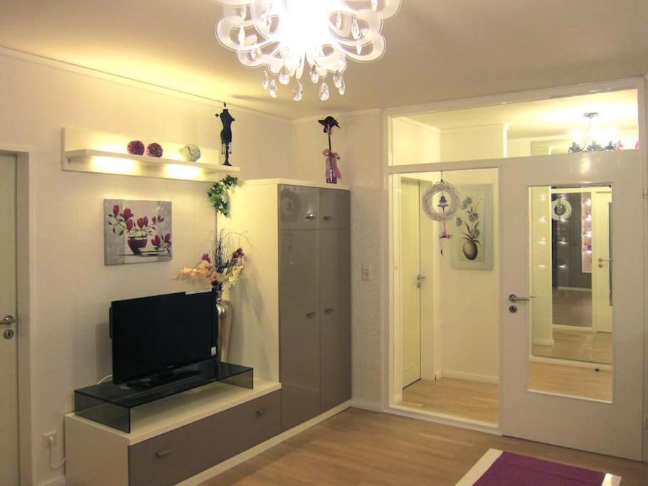 Modernes 1 Zimmer Luxusappartement Kleiner Roland Mit Parkplatz Und Balkon In Bremen Naehe Zentrum מראה חיצוני תמונה