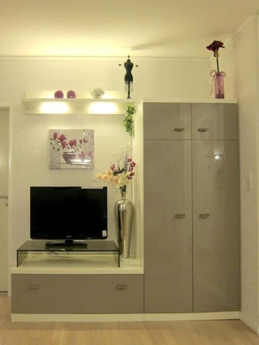 Modernes 1 Zimmer Luxusappartement Kleiner Roland Mit Parkplatz Und Balkon In Bremen Naehe Zentrum מראה חיצוני תמונה